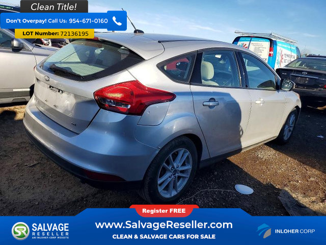 Used 2017 Ford Focus SE image 4