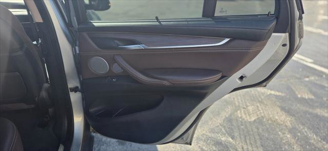 Used 2016 BMW X5 xDrive40e image 19