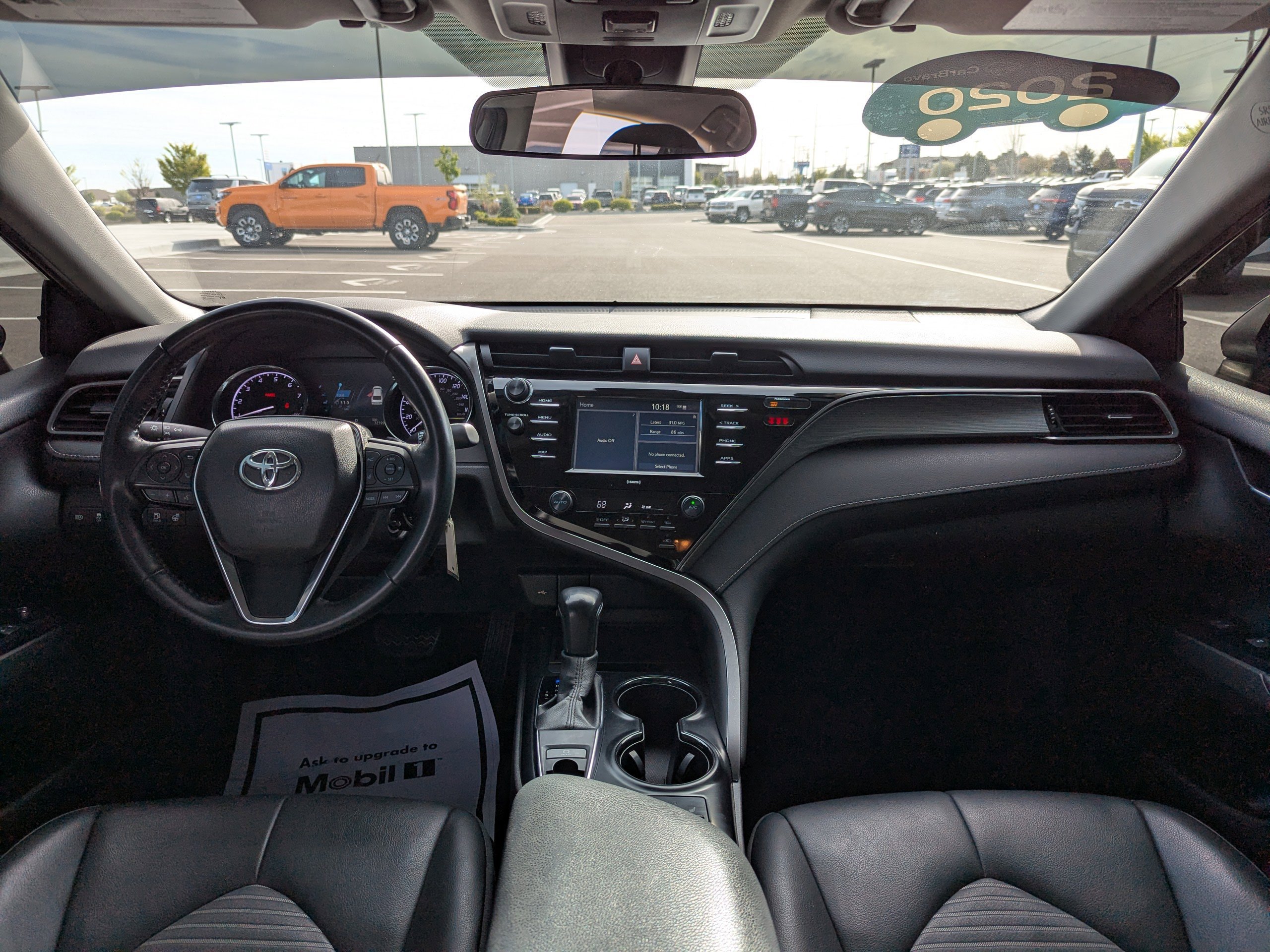 Used 2020 Toyota Camry SE w/ Cold Weather Package image 28