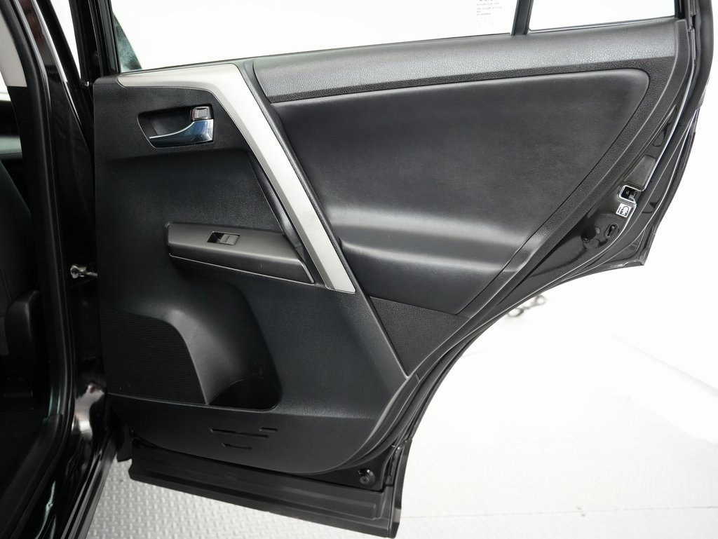 Used 2017 Toyota RAV4 XLE image 42