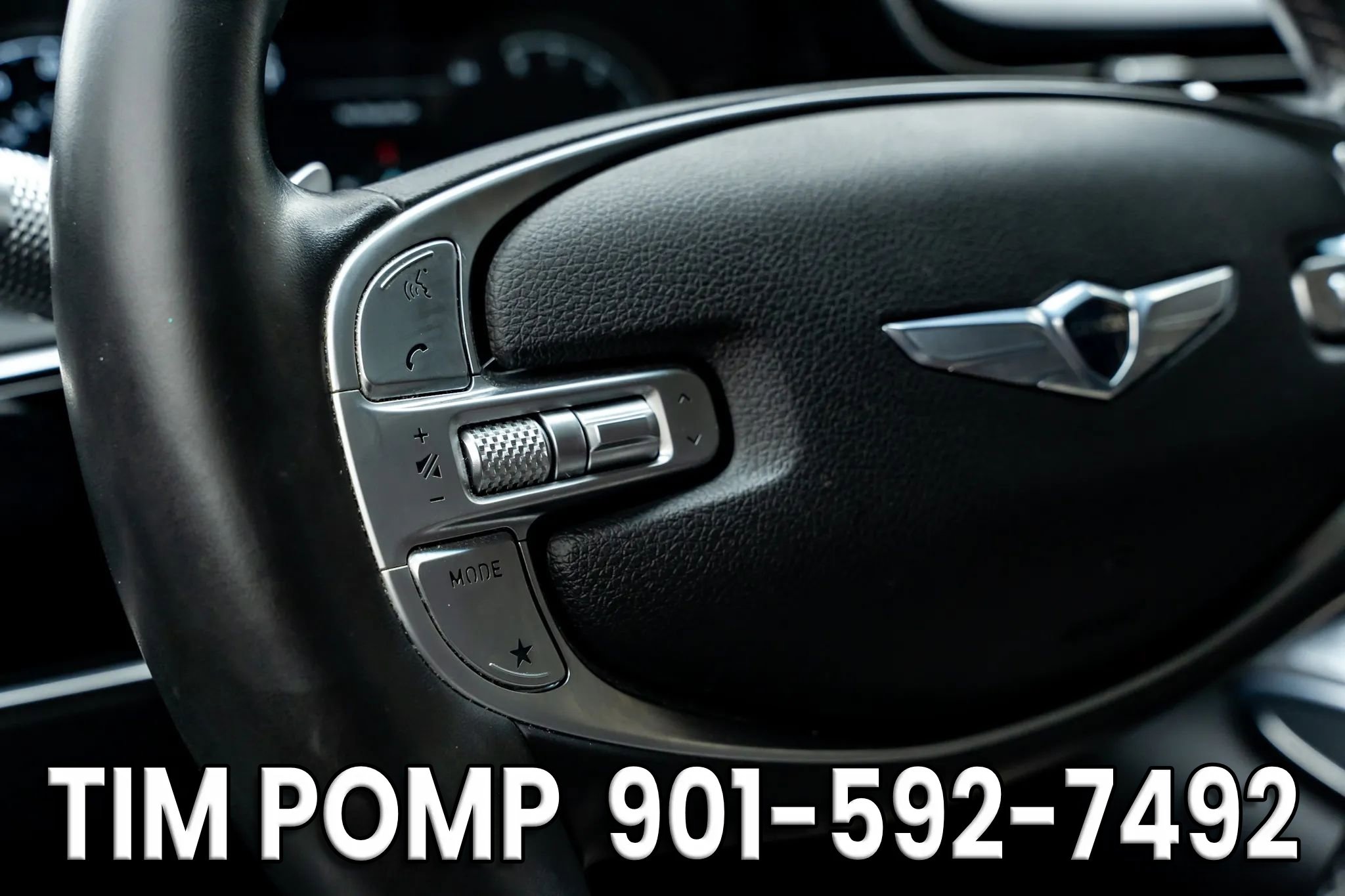 Used 2023 Genesis GV70 2.5T w/ Select Package image 28