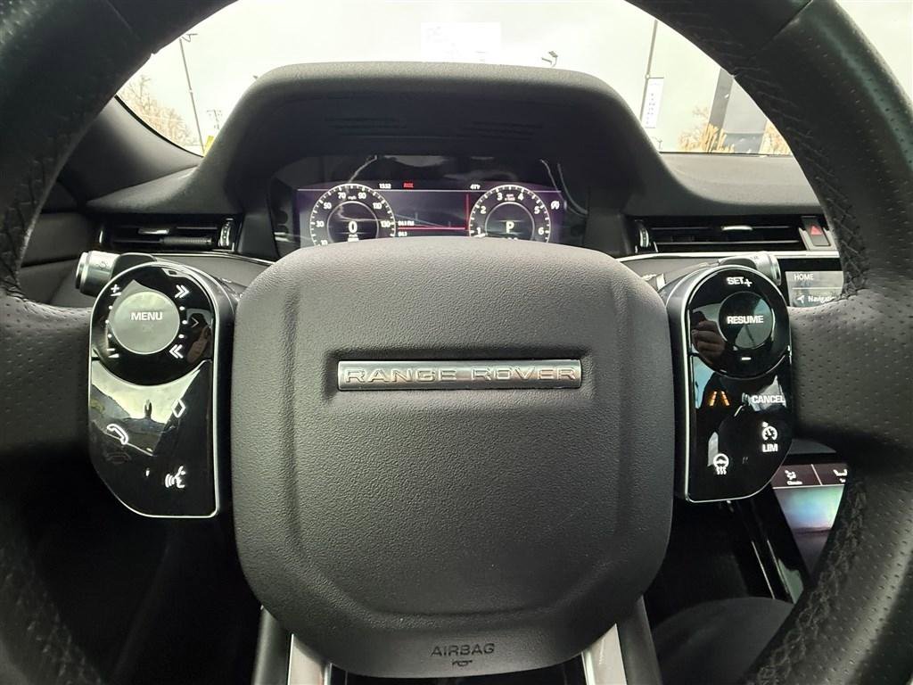 Used 2020 Land Rover Range Rover Evoque R-Dynamic SE image 33