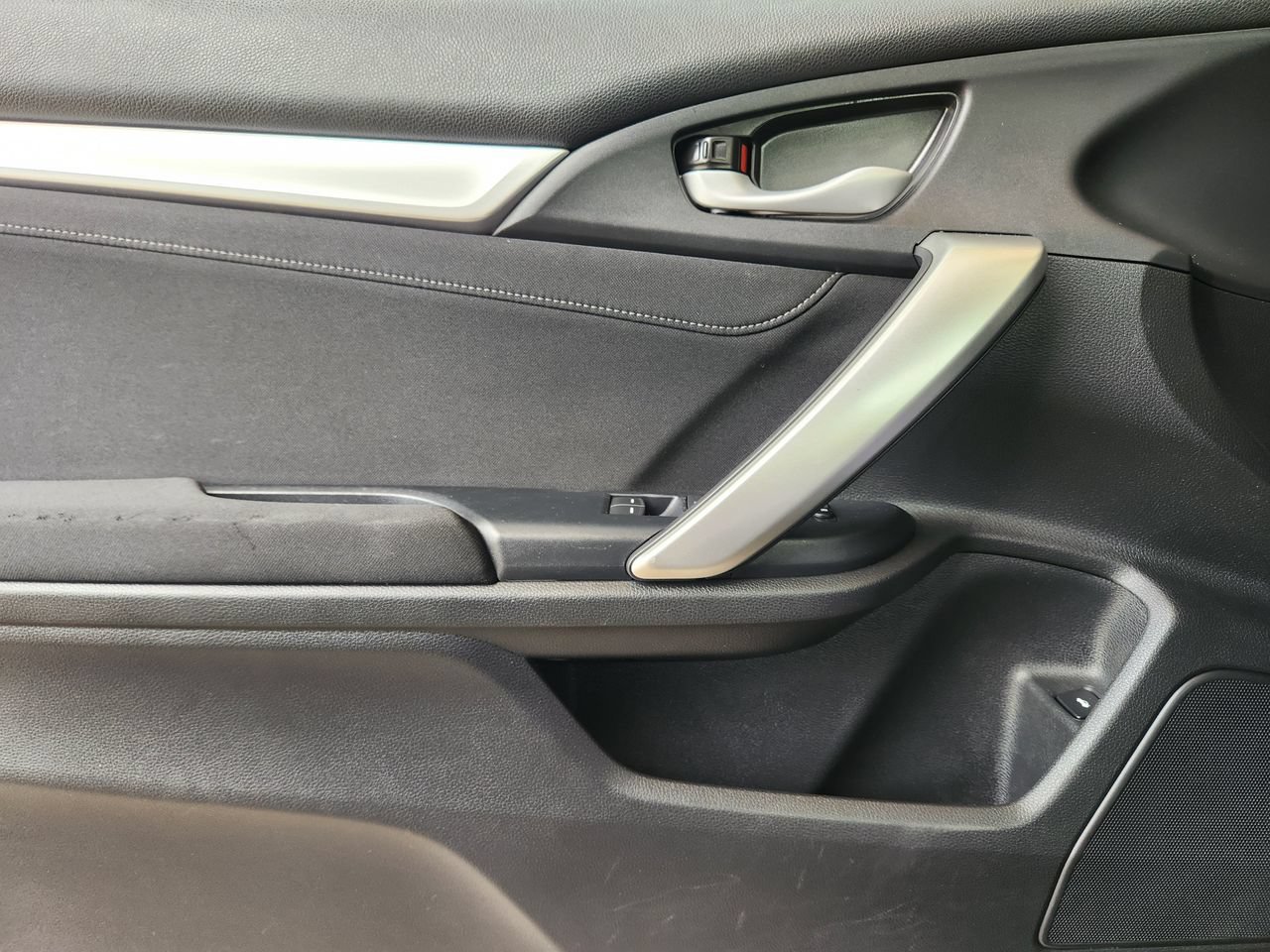 Used 2020 Honda Civic EX image 22