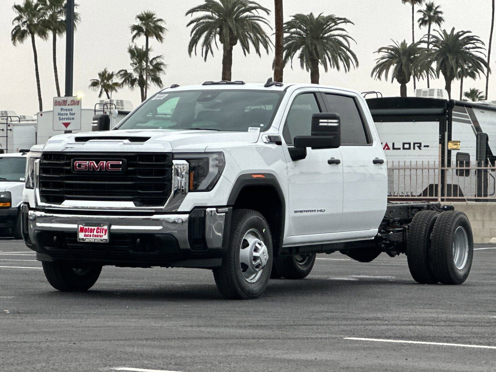 New 2026 GMC Sierra 3500 Pro RWD image 8
