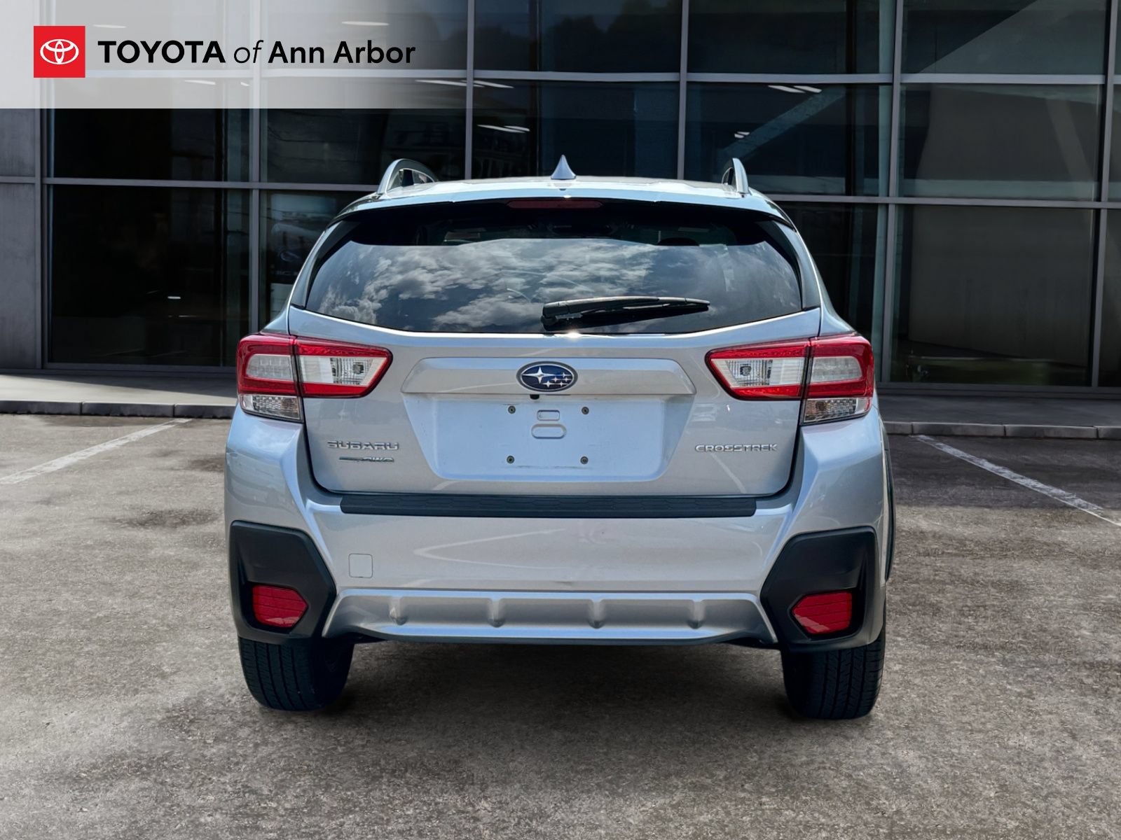 Used 2019 Subaru Crosstrek 2.0i Premium w/ Moonroof Package AWD/4WD image 11