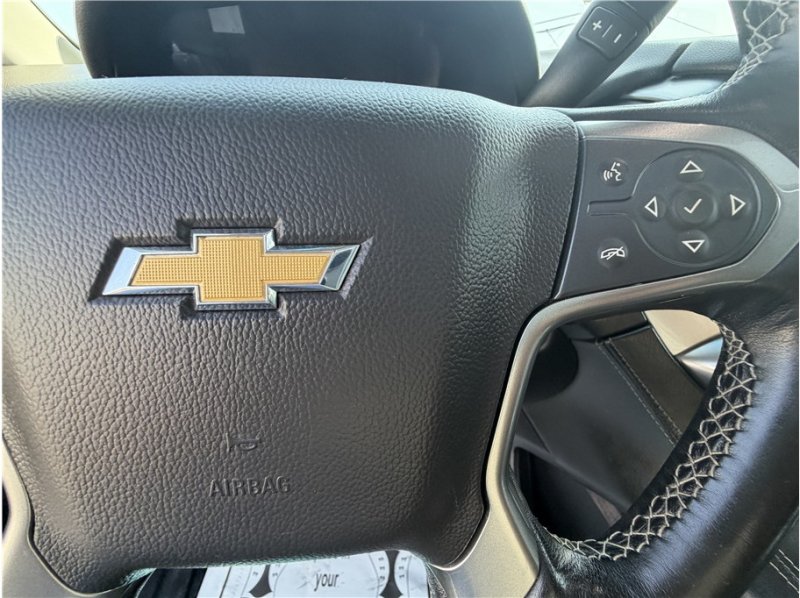 Used 2018 Chevrolet Suburban LT w/ Luxury Package RWD image 36