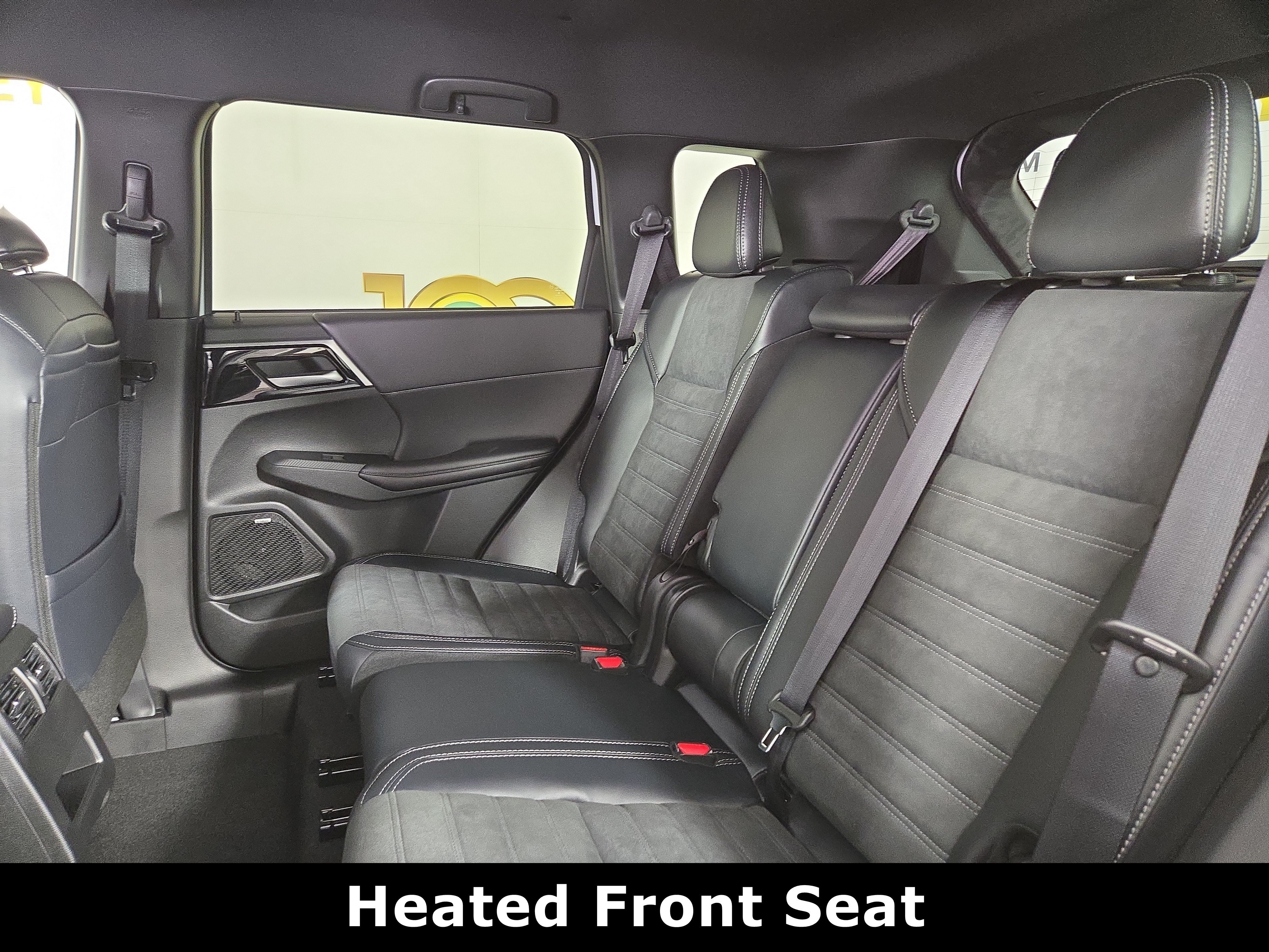 New 2026 Mitsubishi Outlander LE AWD/4WD image 11