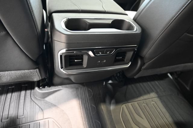 New 2026 GMC Sierra 1500 SLT w/ SLT Premium Plus Package AWD/4WD image 28