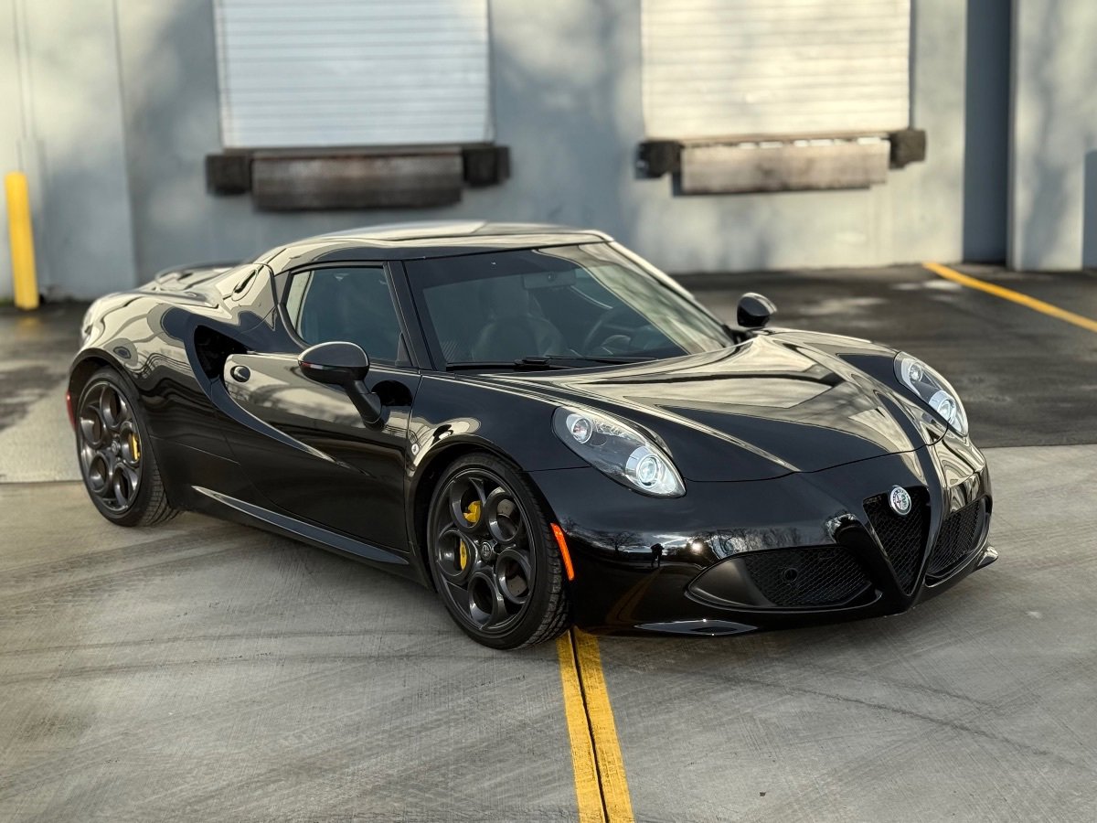 Used 2017 Alfa Romeo 4C w/ Coupe Track Package 1 image 2