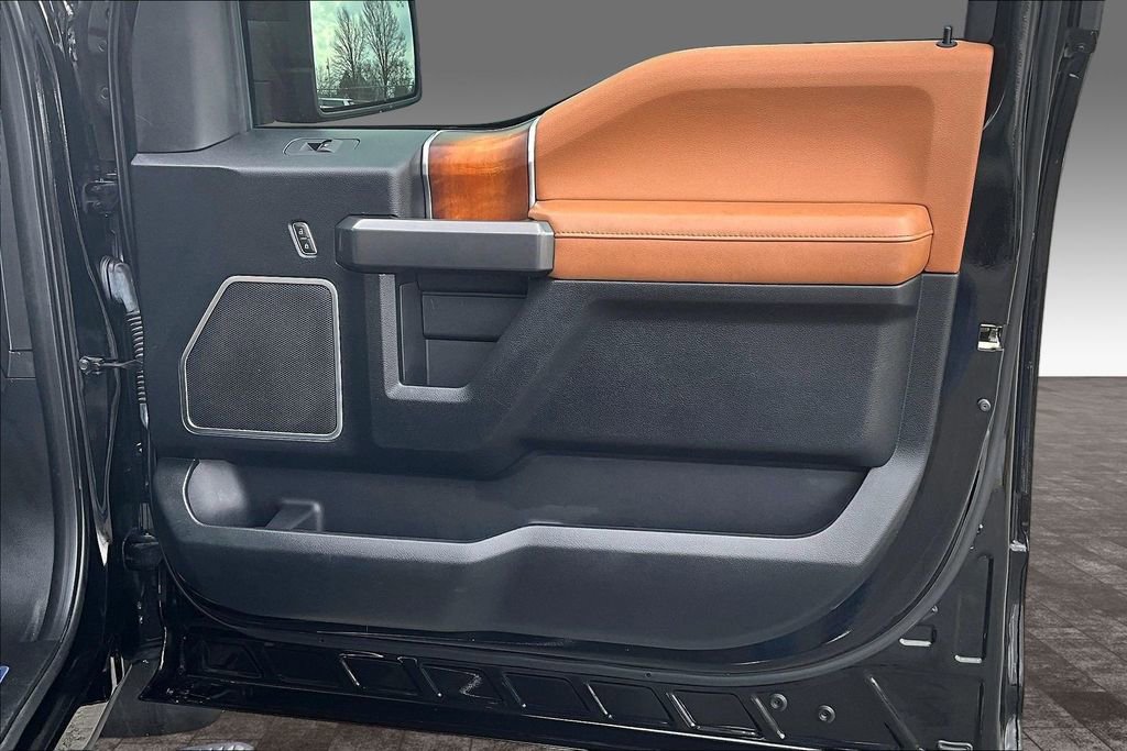 Used 2016 Ford F150 Limited image 13