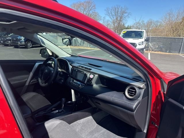 Used 2013 Toyota RAV4 XLE image 10