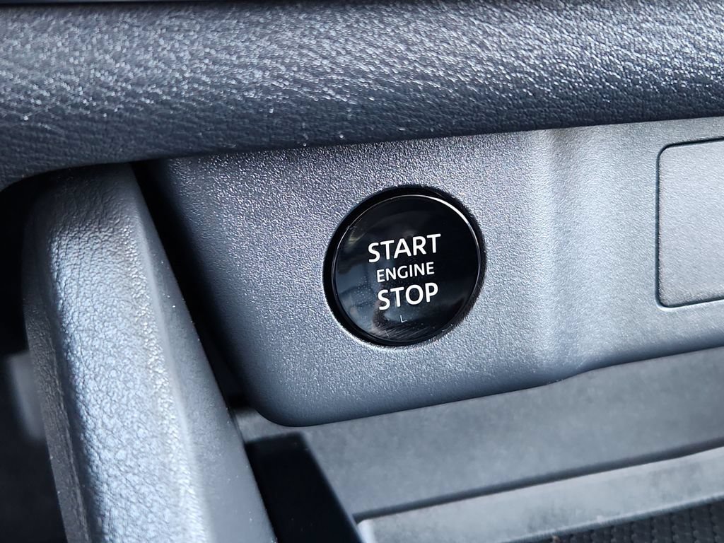 Used 2024 Nissan Rogue SV w/ SV Premium Package AWD/4WD image 22