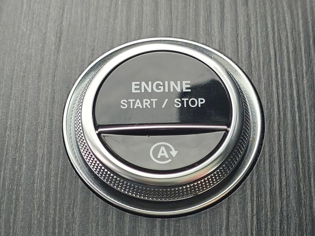 Certified 2023 Mercedes-Benz C 300 4MATIC Sedan image 36