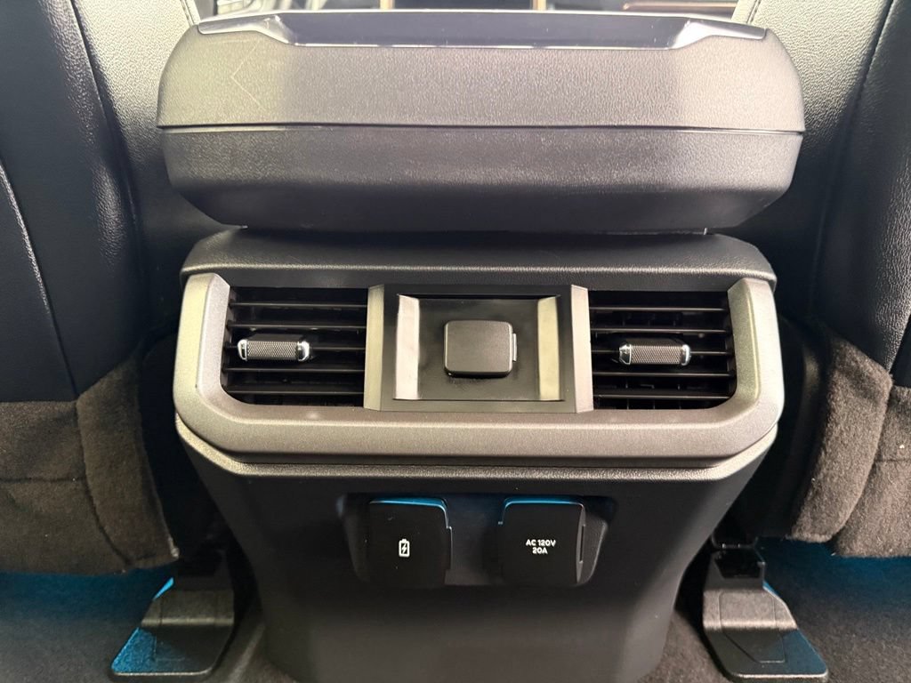 Used 2023 Ford F150 Lightning Lariat AWD/4WD image 31
