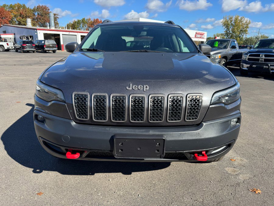 Used 2020 Jeep Cherokee Trailhawk image 8