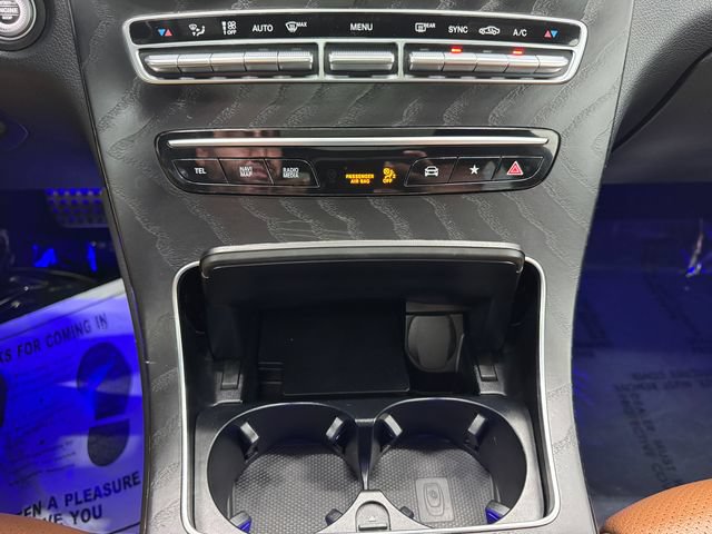 Certified 2022 Mercedes-Benz GLC 300 image 40