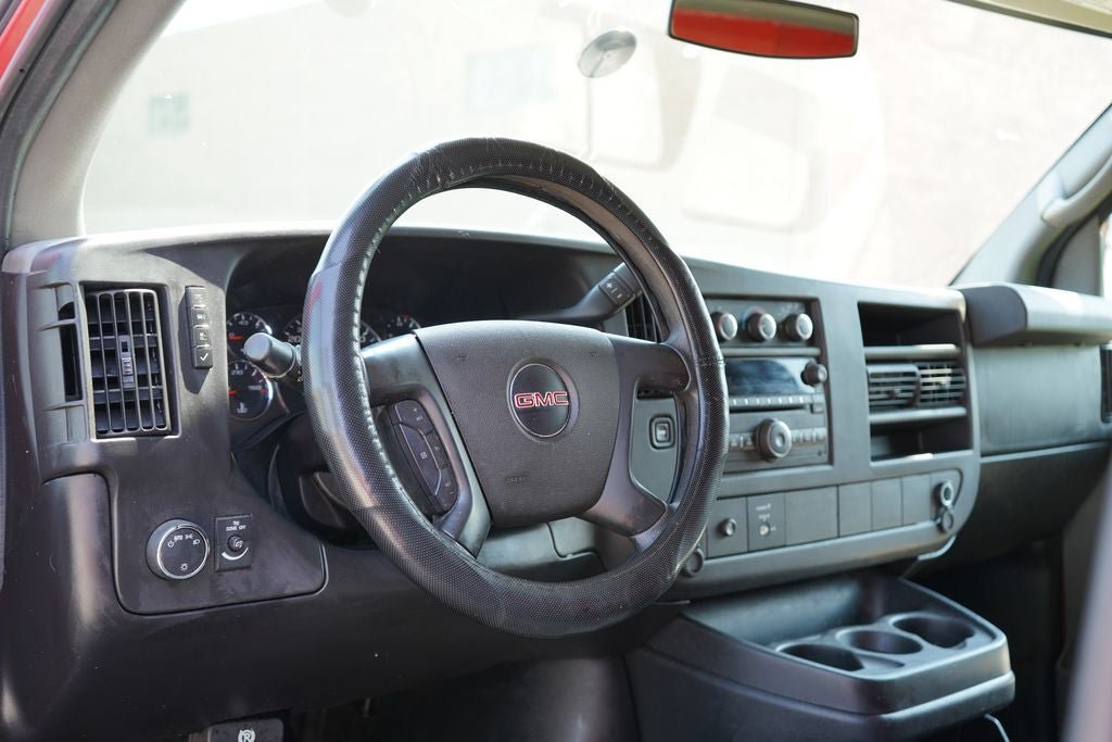 Used 2014 GMC Savana 3500 RWD image 8