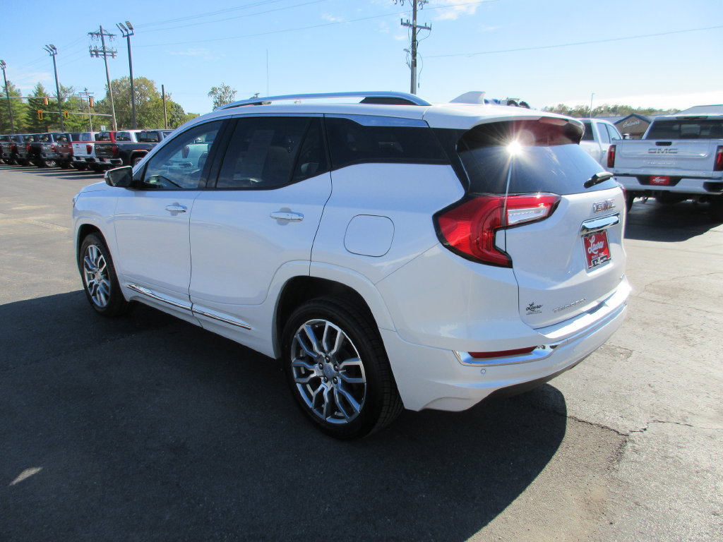 Certified 2024 GMC Terrain Denali AWD/4WD image 10