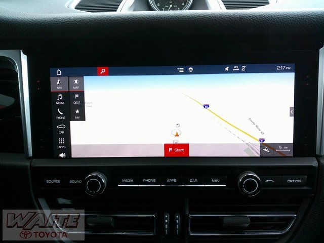 Used 2019 Porsche Macan image 12