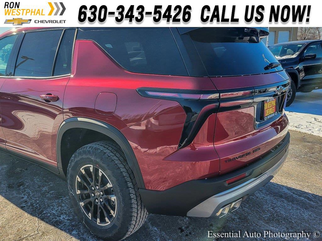 New 2026 Chevrolet Traverse Z71 w/ Driver Confidence Package image 6