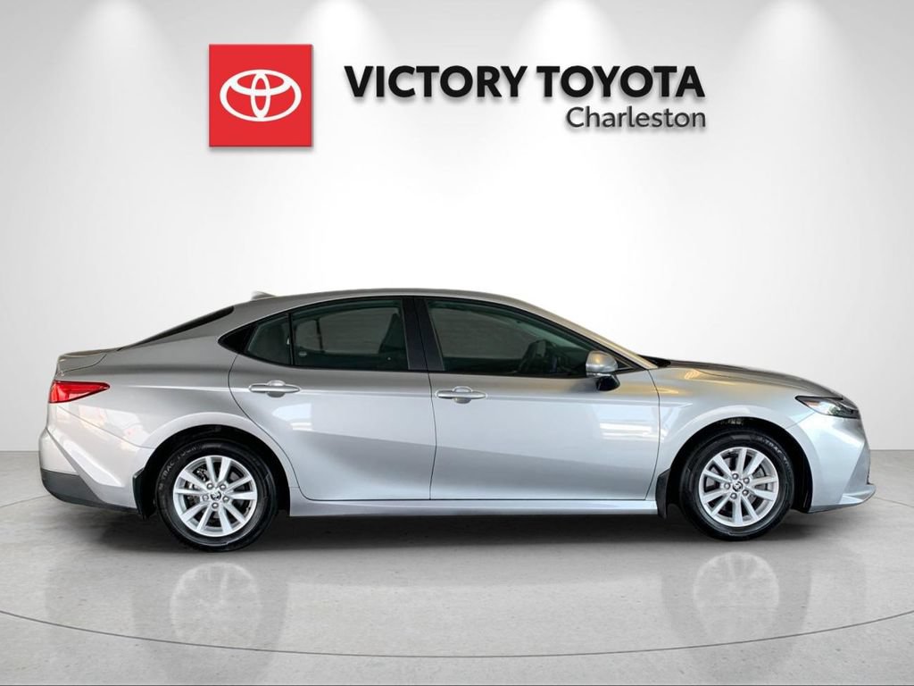 Used 2025 Toyota Camry LE w/ Convenience Package FWD image 6