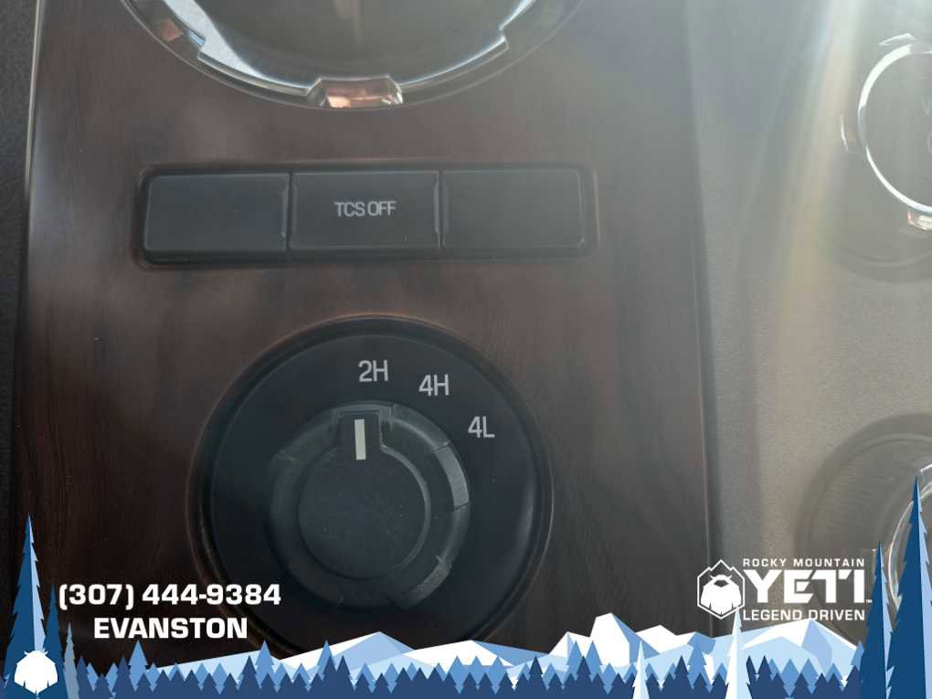 Used 2015 Ford F350 Lariat w/ Chrome Package image 25