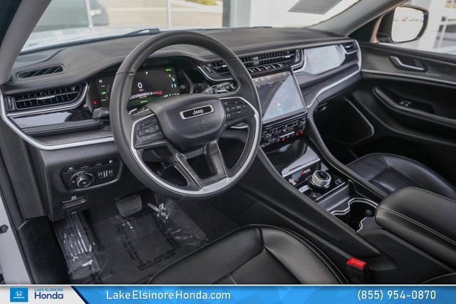 Used 2024 Jeep Grand Cherokee Limited 4xe AWD/4WD image 16