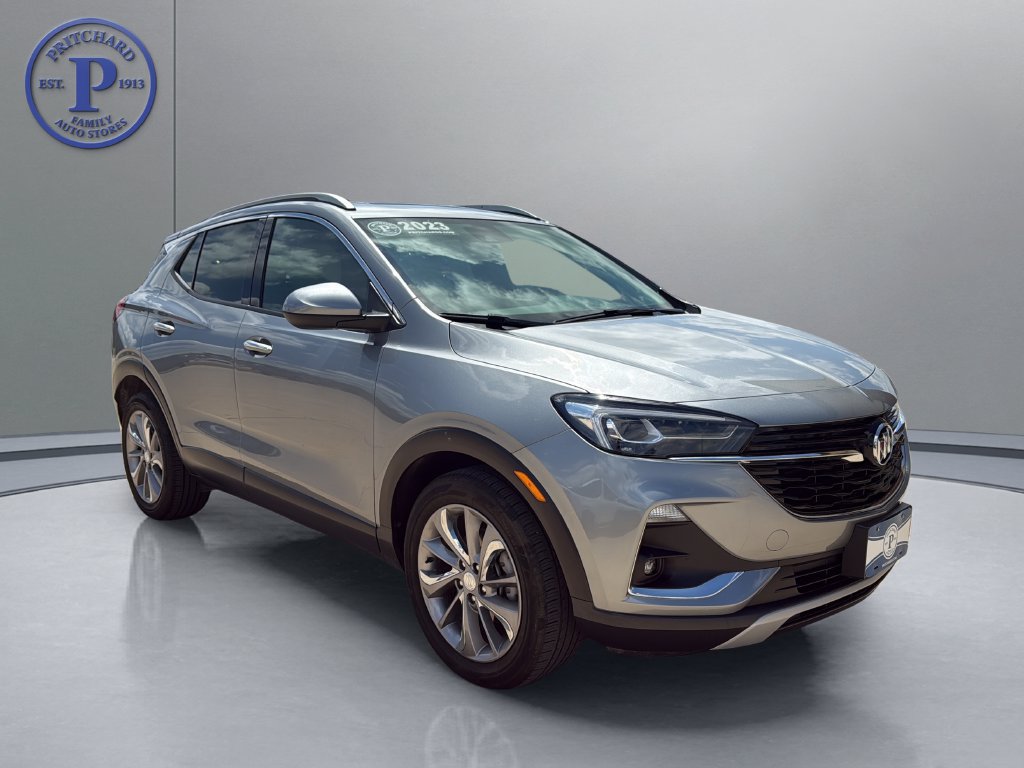 Used 2023 Buick Encore GX Essence w/ Experience Buick Package FWD image 1