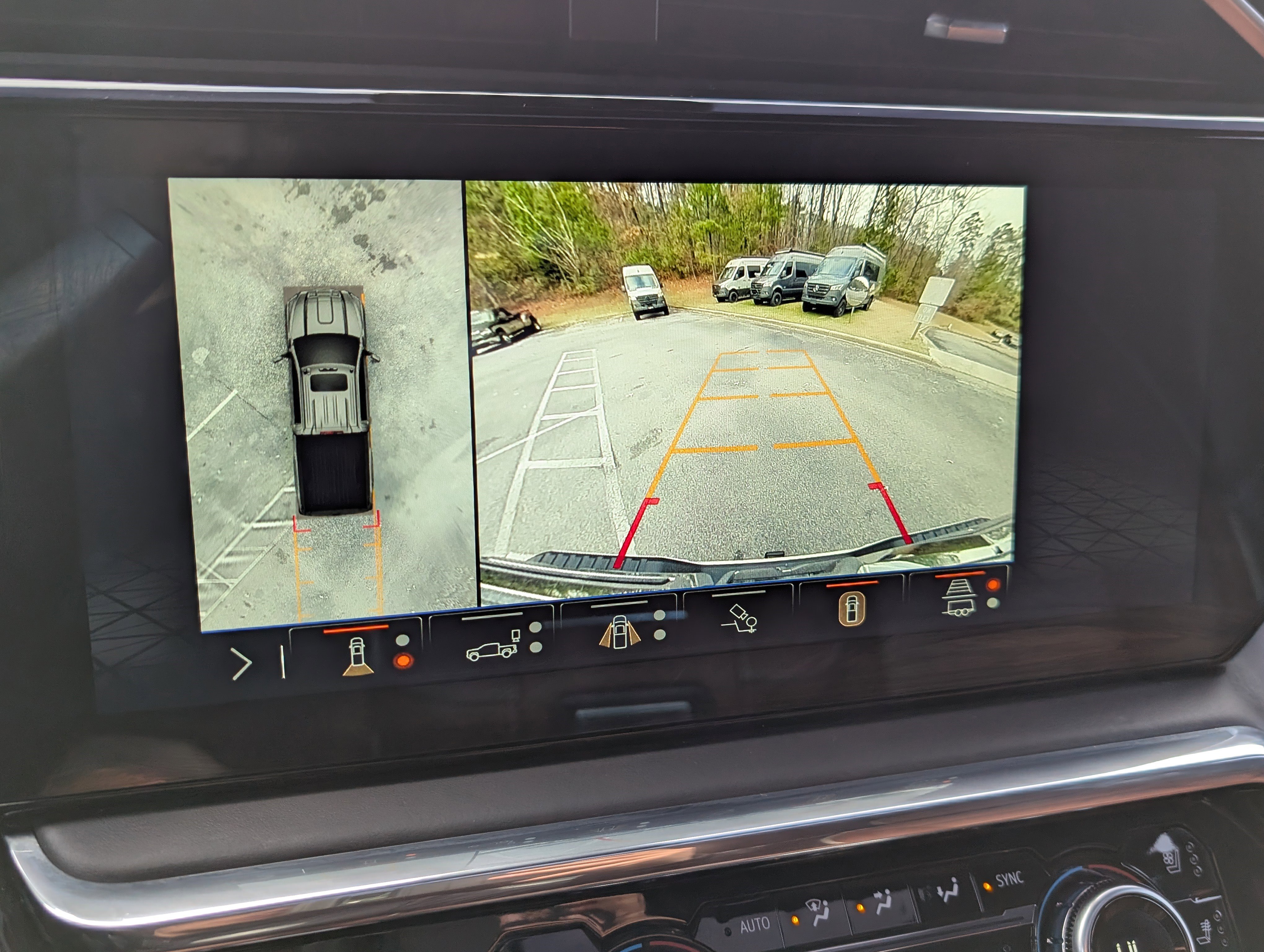 Used 2024 GMC Sierra 2500 Denali Ultimate w/ Max Trailering Package image 28