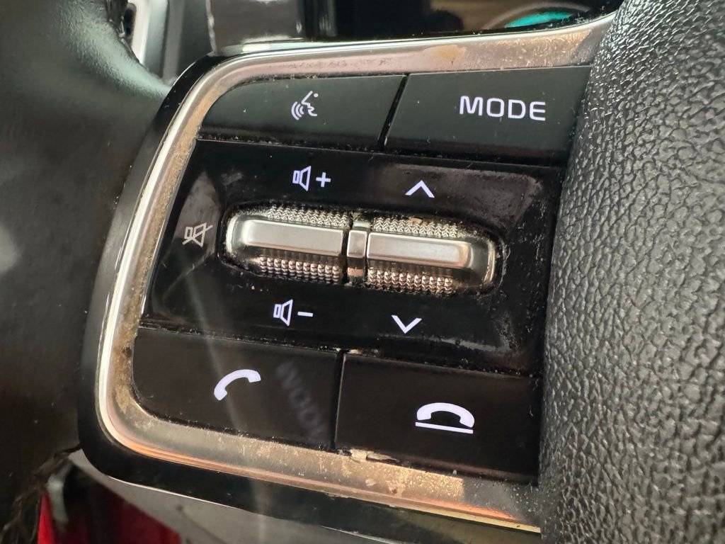 Used 2023 Kia Sorento EX image 25