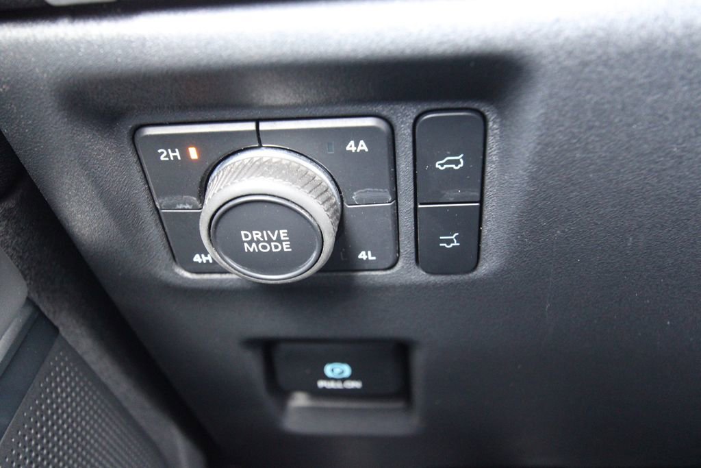 Used 2025 Ford Expedition Max Active image 24