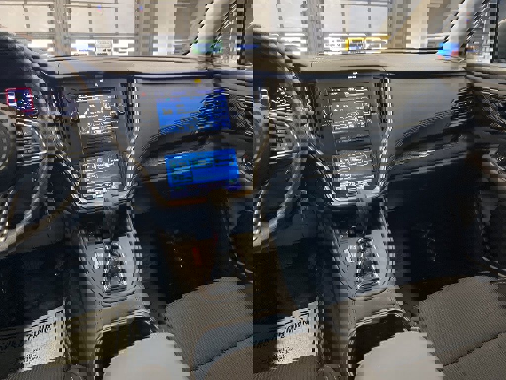 Certified 2025 Subaru Legacy image 22