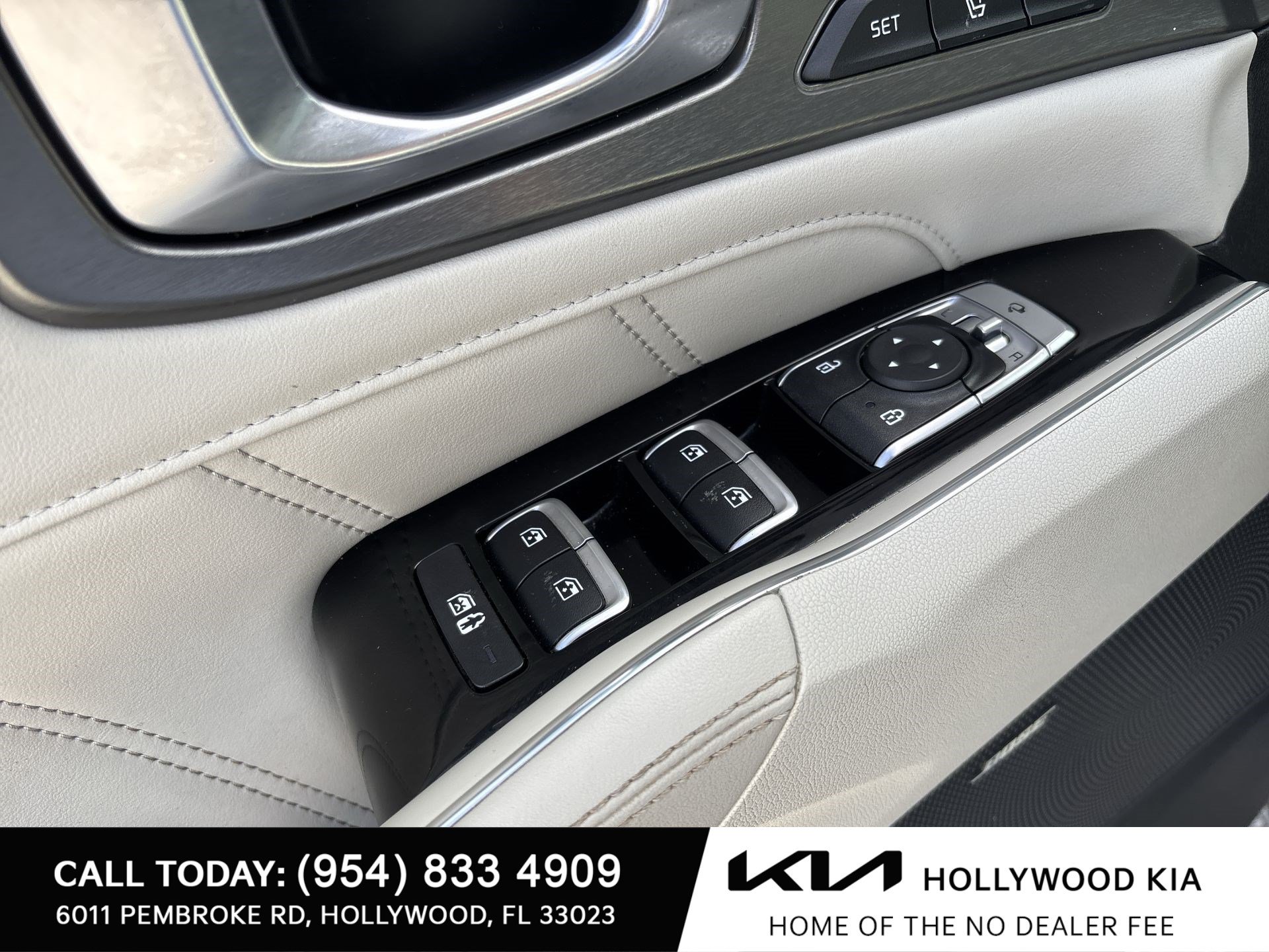 Used 2023 Kia Sorento SX Prestige w/ Panoramic Sunroof Package AWD/4WD image 15