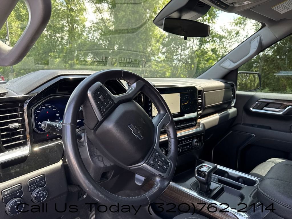 Used 2023 Chevrolet Silverado 1500 RST w/ Z71 Off-Road Package image 12
