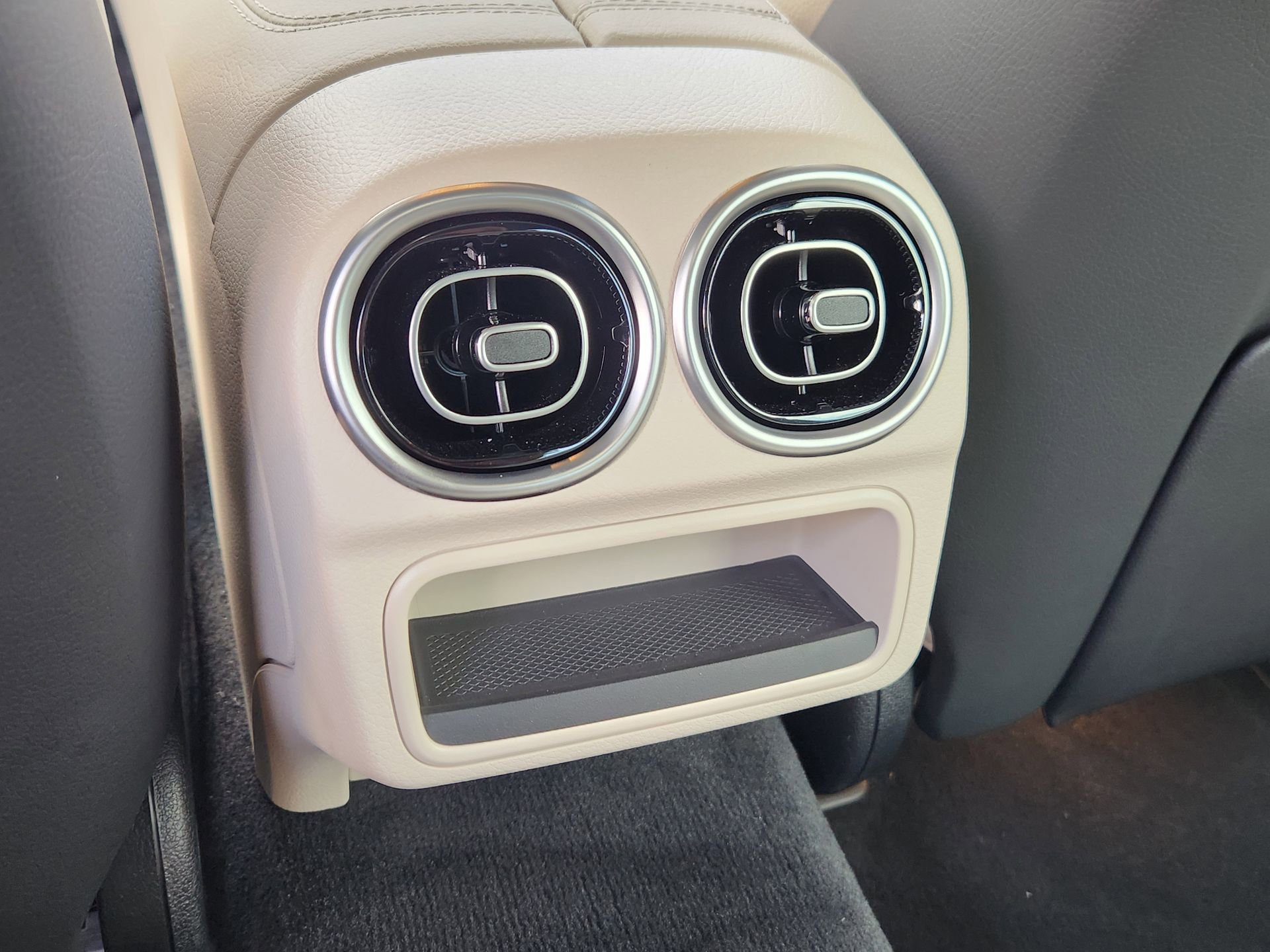 Certified 2026 Mercedes-Benz C 300 Sedan image 29