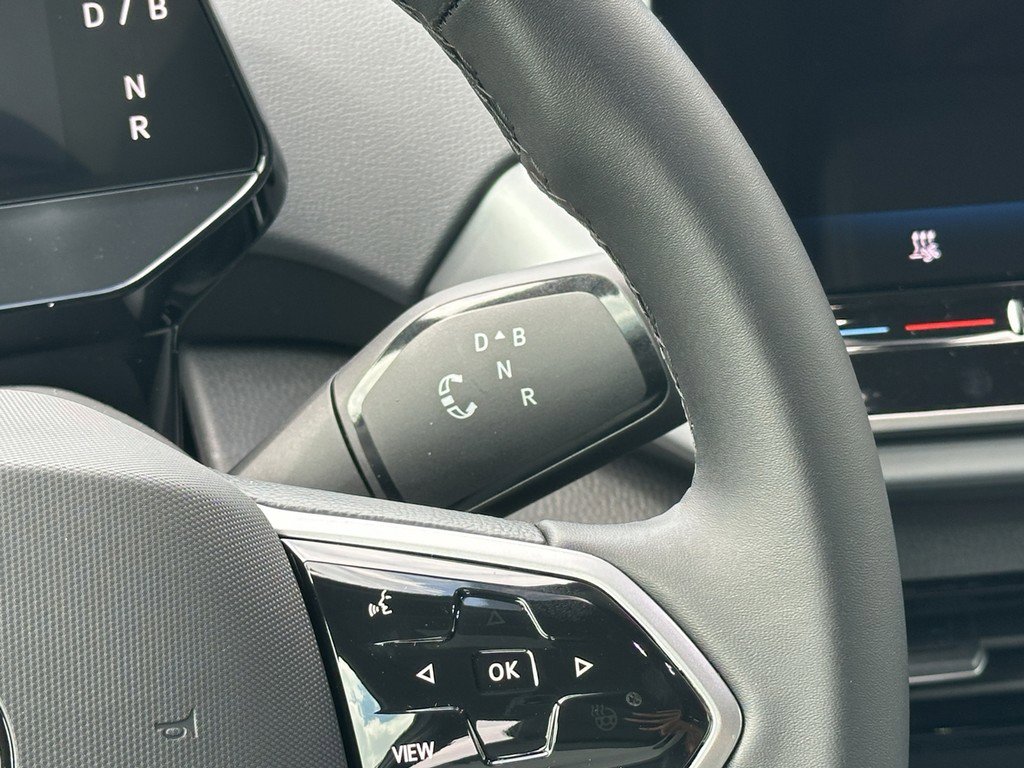 New 2025 Volkswagen ID.4 Pro AWD/4WD image 12
