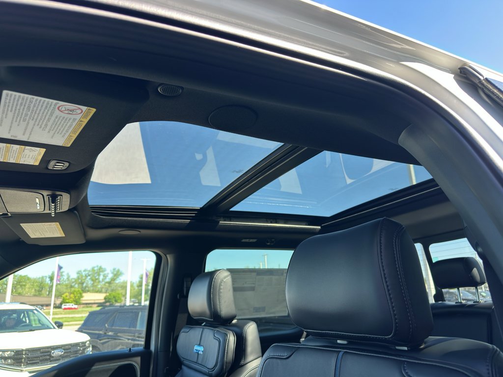 New 2026 Ford F250 Platinum AWD/4WD image 31