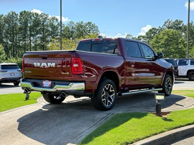 Used 2025 RAM 1500 Laramie AWD/4WD image 7