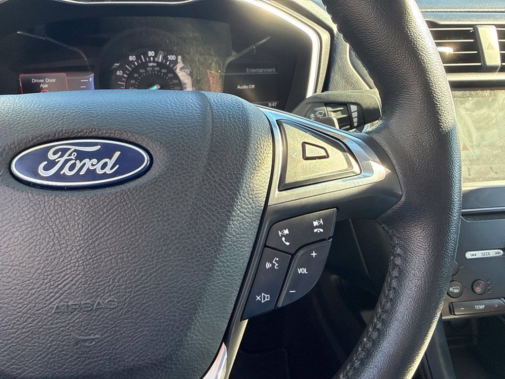 Used 2018 Ford Fusion Titanium AWD/4WD image 11