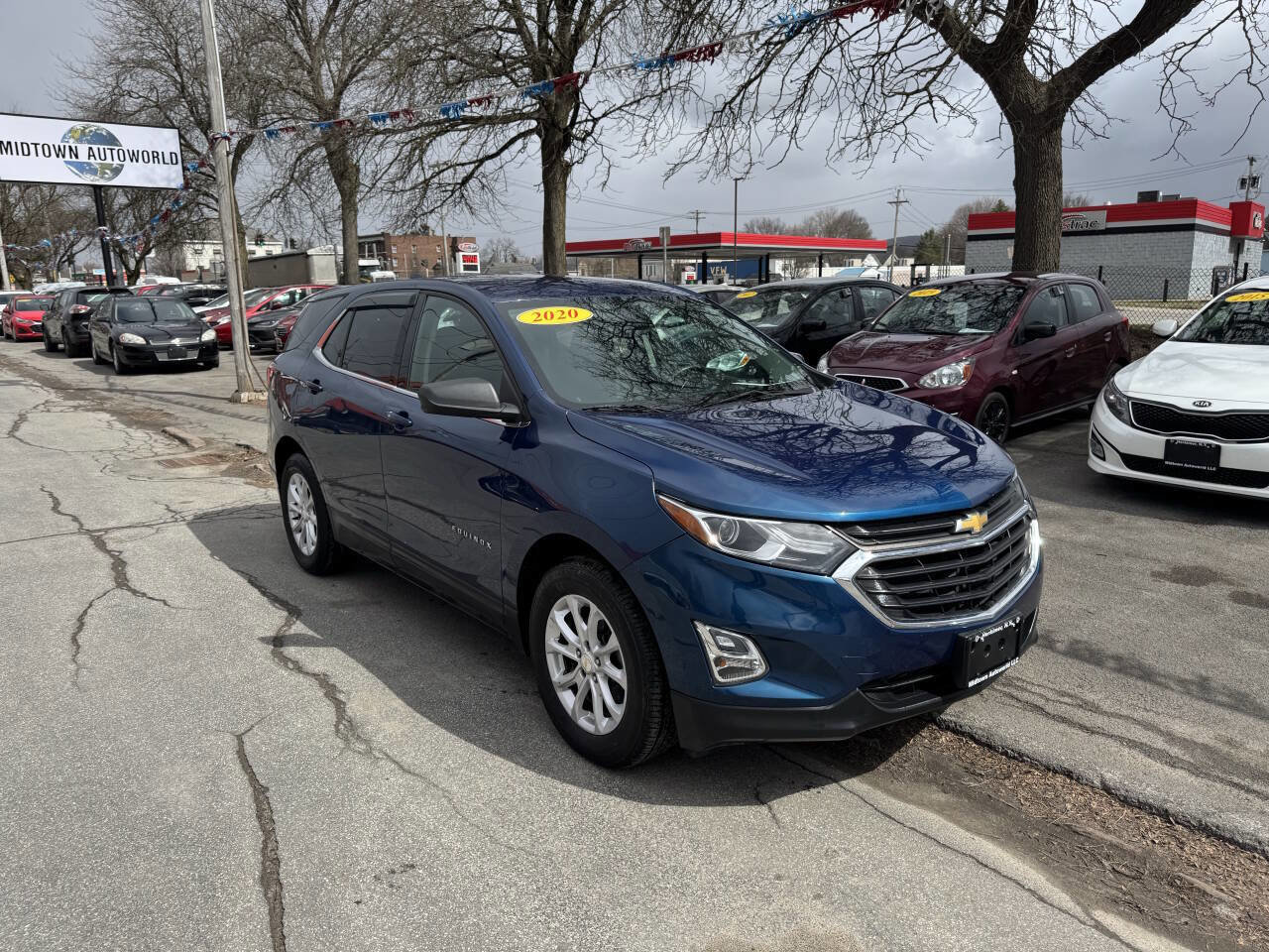 Used 2020 Chevrolet Equinox LT AWD/4WD image 1