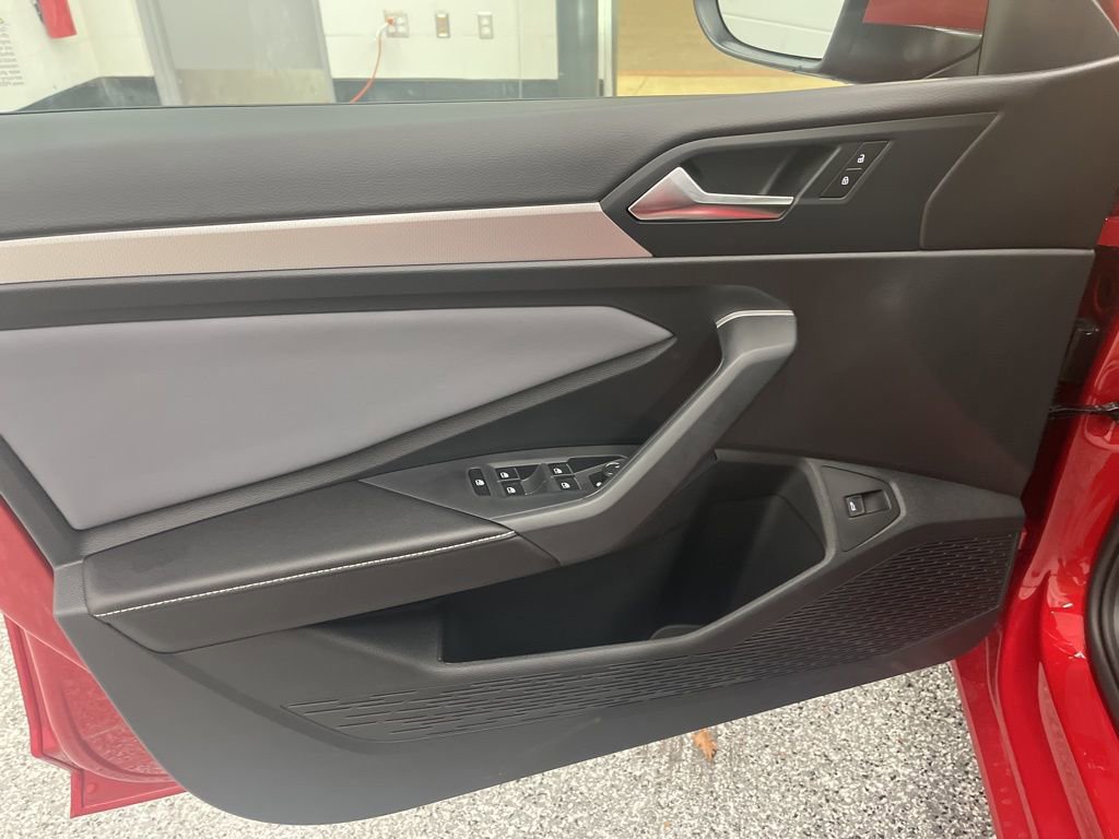 New 2026 Volkswagen Jetta SE image 12