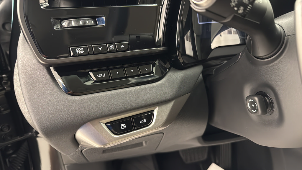 Certified 2023 Lexus RX 350 Premium w/ Cold Area Package AWD/4WD image 17