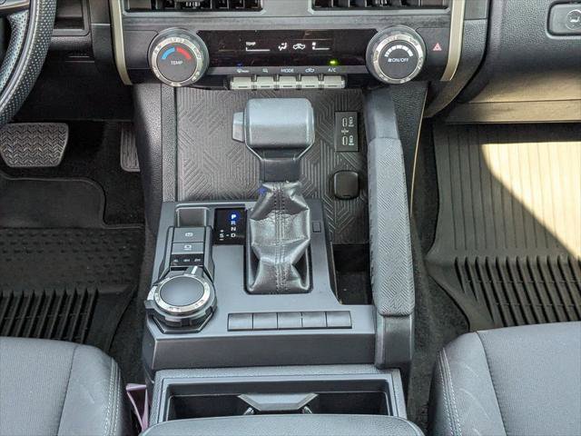 Certified 2024 Toyota Tacoma SR AWD/4WD image 19