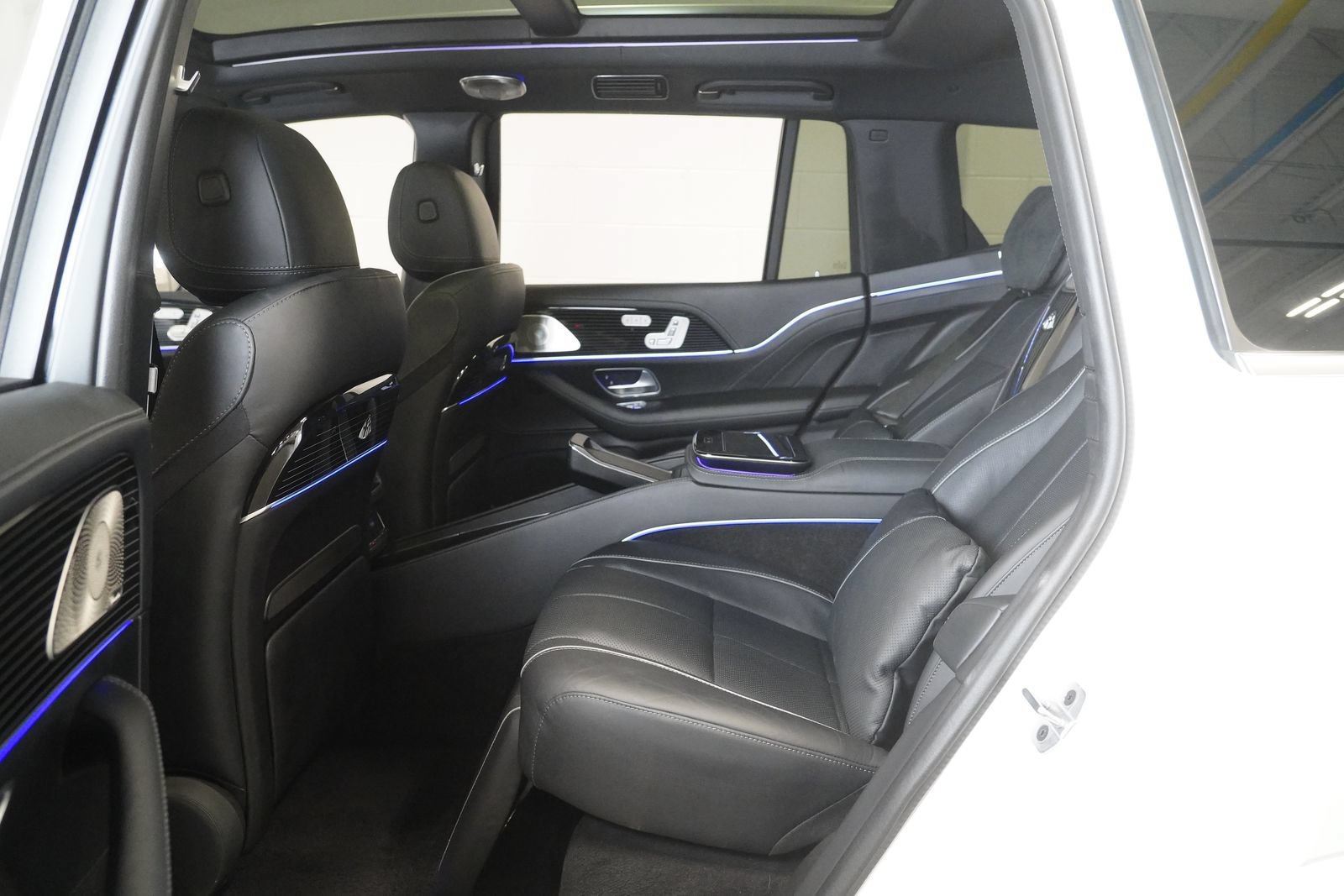 Certified 2023 Mercedes-Benz Maybach GLS 600 4MATIC image 13