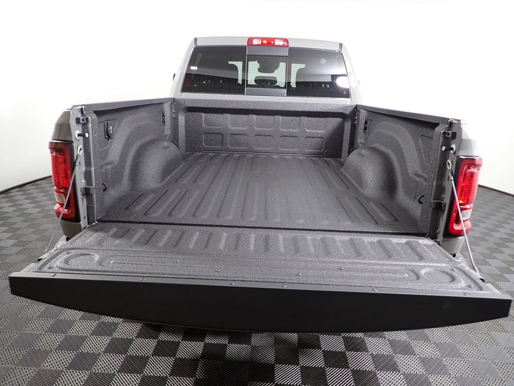New 2026 RAM 2500 Warlock AWD/4WD image 12