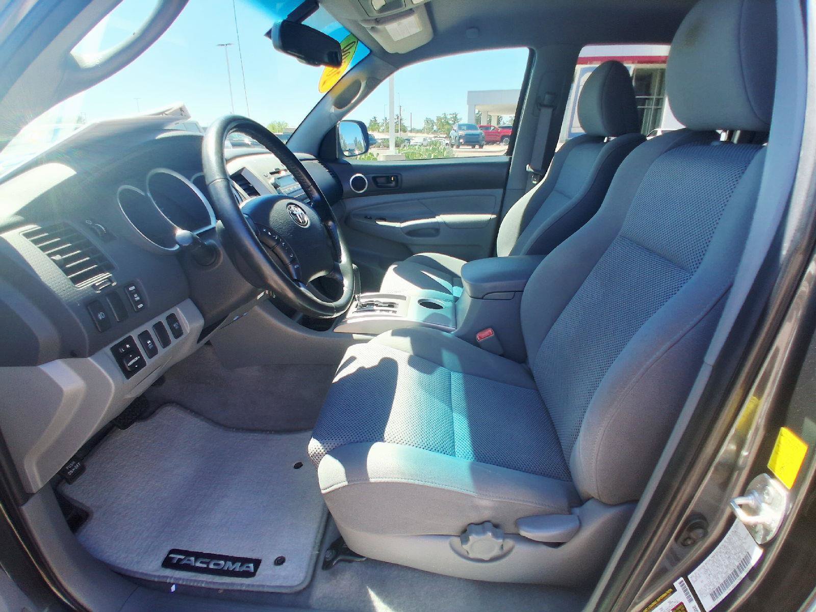 Used 2009 Toyota Tacoma PreRunner RWD image 17