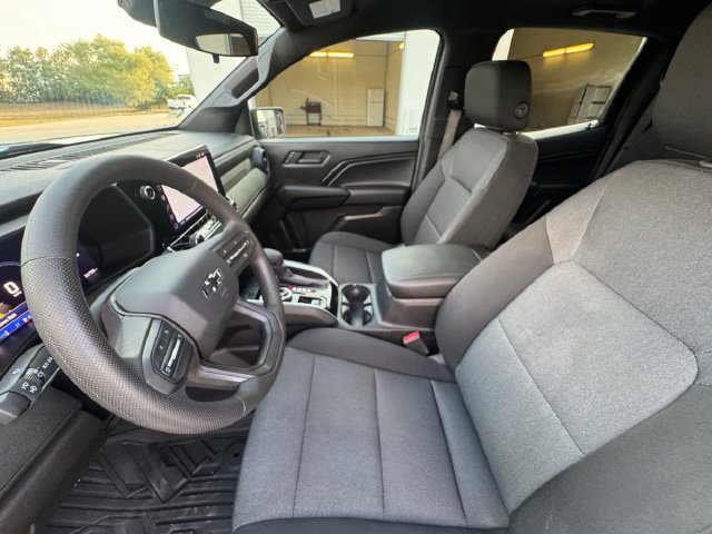 Certified 2024 Chevrolet Colorado Trail Boss w/ Technology Package AWD/4WD image 28
