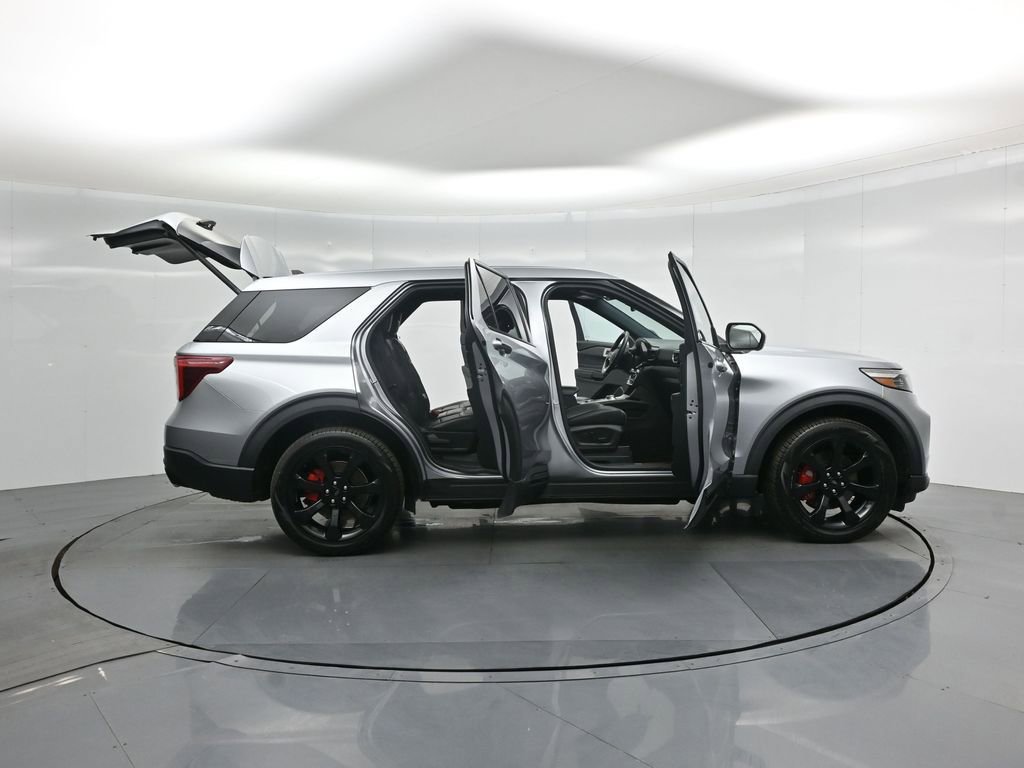 Certified 2022 Ford Explorer ST w/ Equipment Group 401A image 5