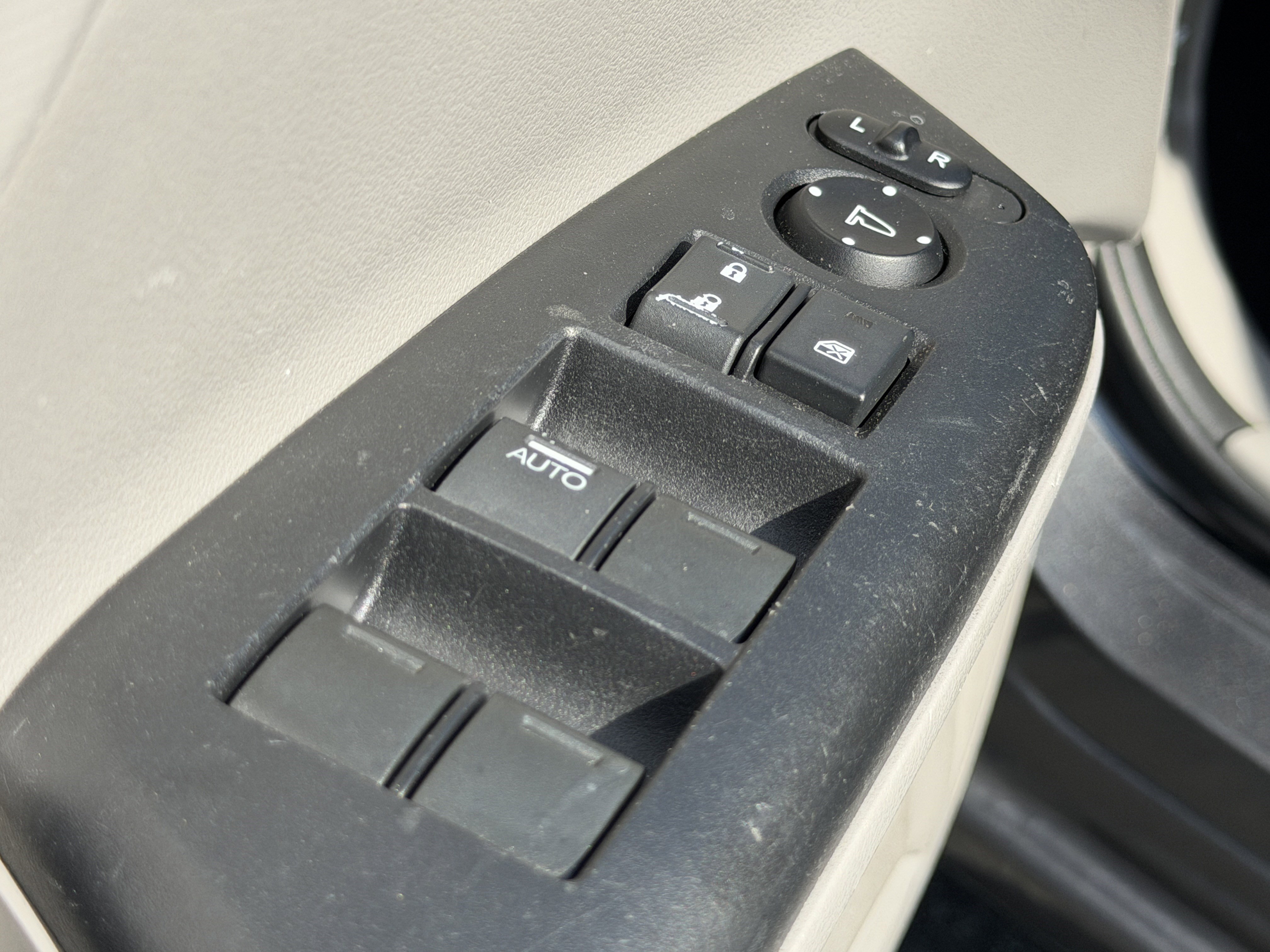 Used 2012 Honda Civic HF image 14