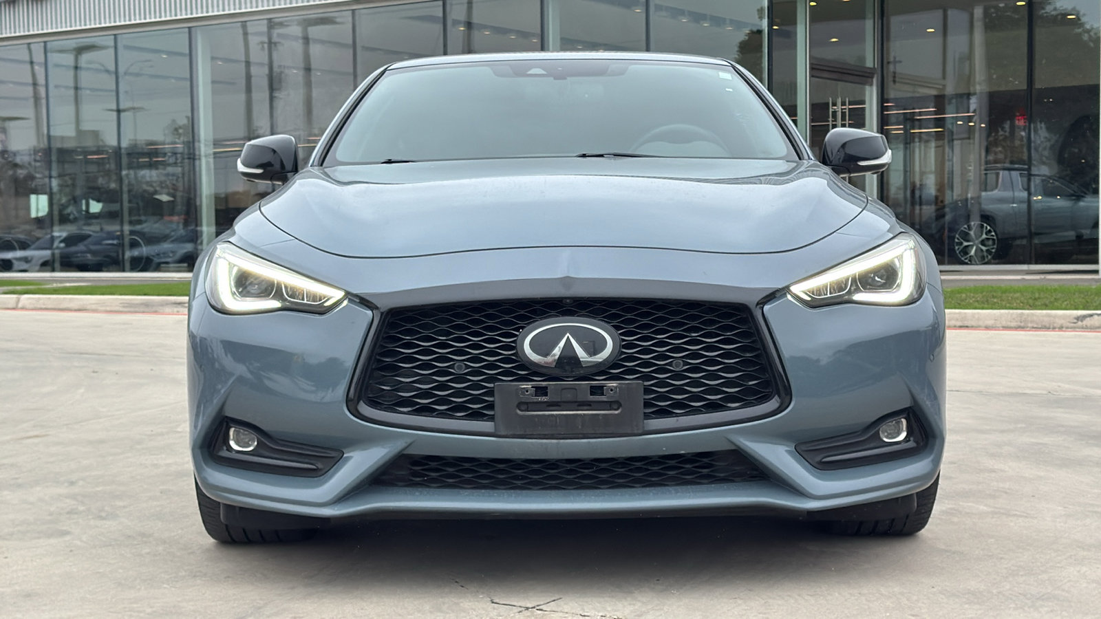 Used 2021 INFINITI Q60 Red Sport 400 w/ Cargo Package image 2
